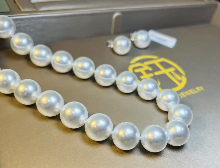 Crystal Pearls Necklaces
