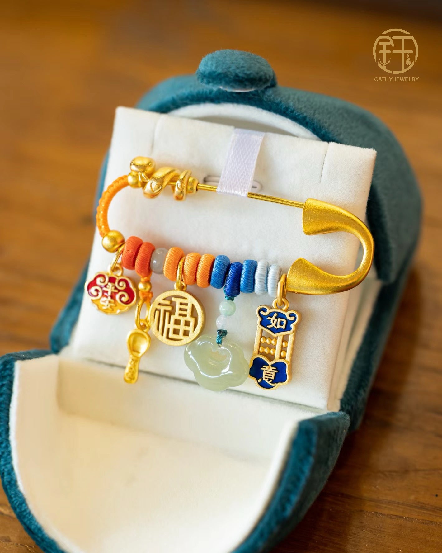 Sea Salt Orange Lucky Pin 🍊💙🧡