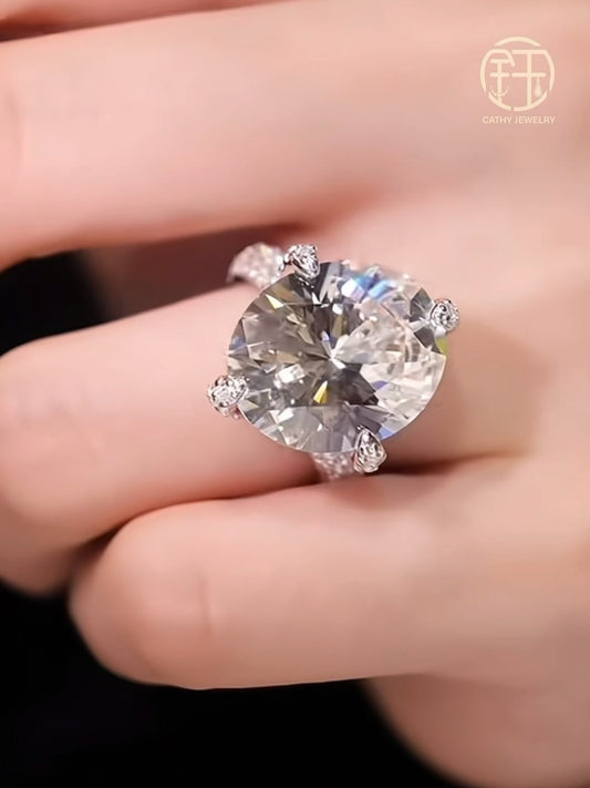 9-Carat Luxury Wedding Ring: 4-Prong Round-Cut with Brilliant Sparkle 💍