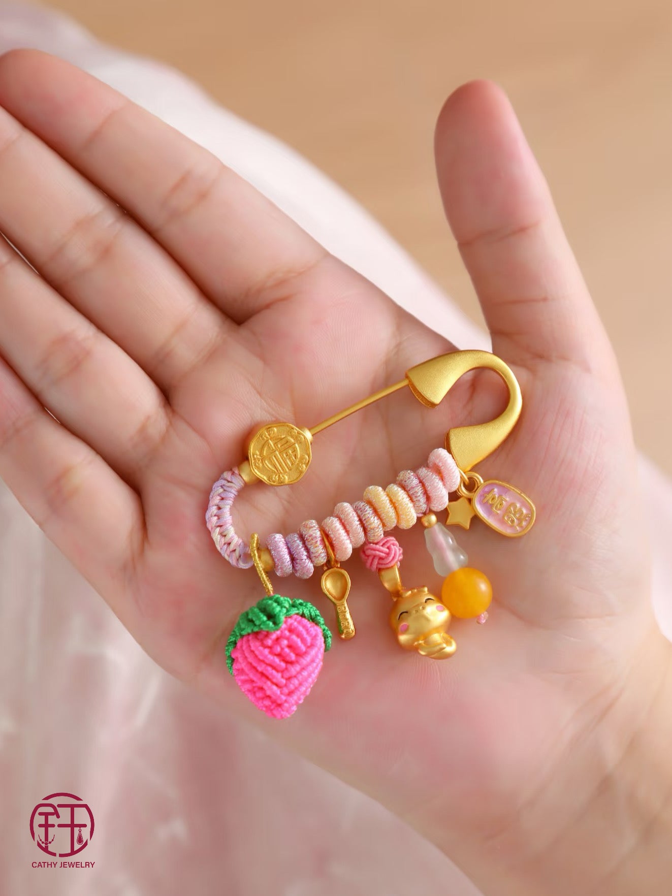 🍓 Pink Strawberry Lucky Pin